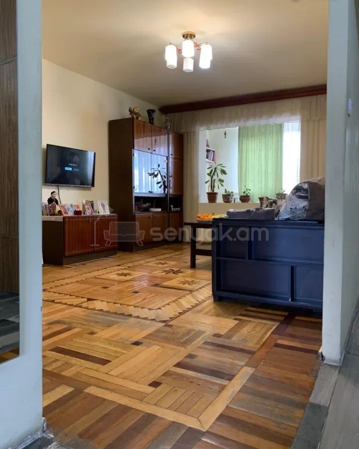 3 Սենյականոց Բնակարան, 80քմ, 8/9 հարկ, Կոսմետիկ Վերանորոգված