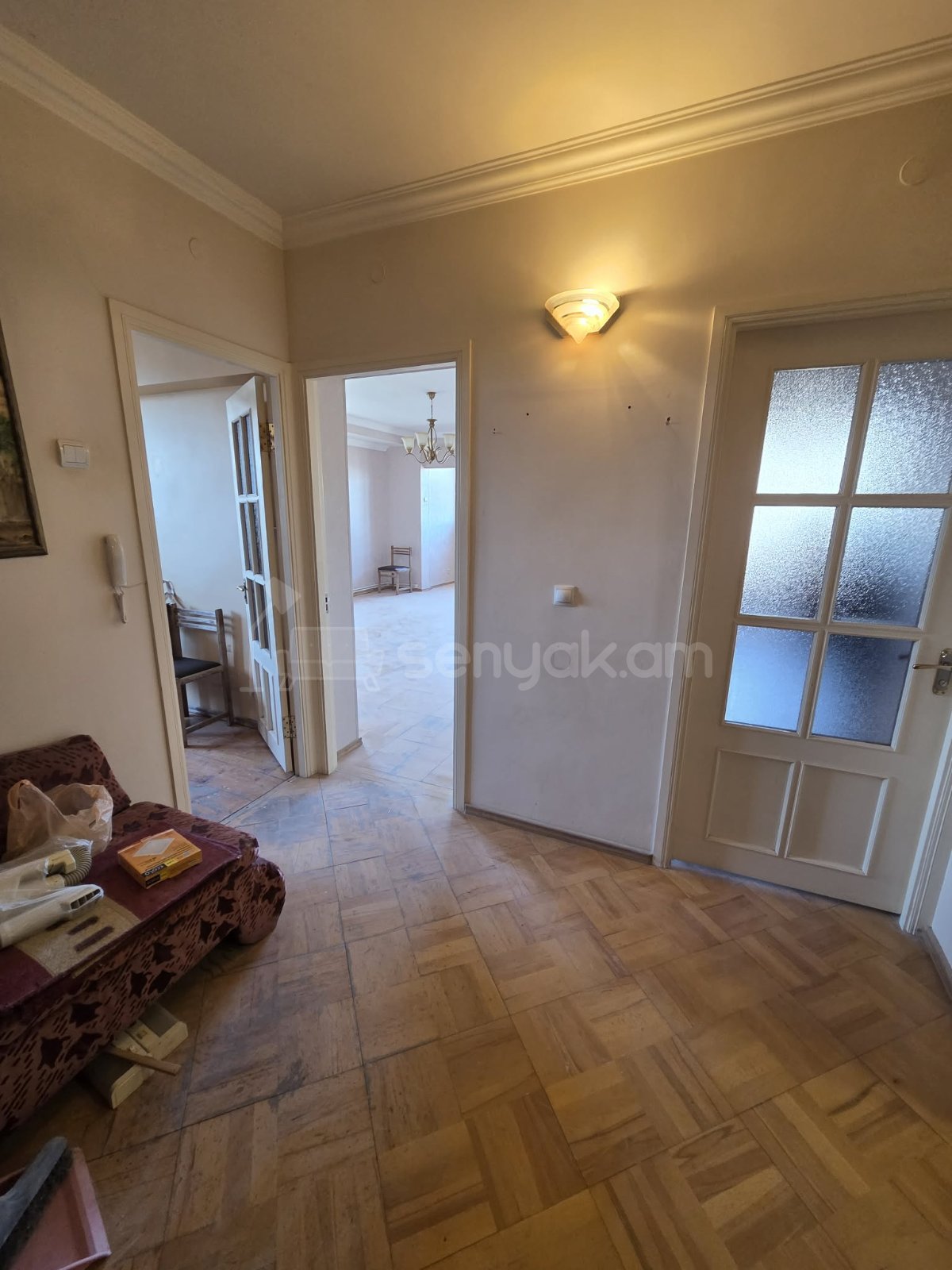 2 Սենյականոց Բնակարան Քարե Շենքում, 75քմ, 11/13 հարկ, Նորմալ Վիճակում, Մասամբ Կահավորված, Արևկող