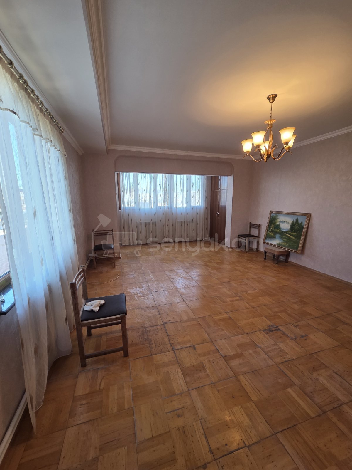 2 Սենյականոց Բնակարան Քարե Շենքում, 75քմ, 11/13 հարկ, Նորմալ Վիճակում, Մասամբ Կահավորված, Արևկող