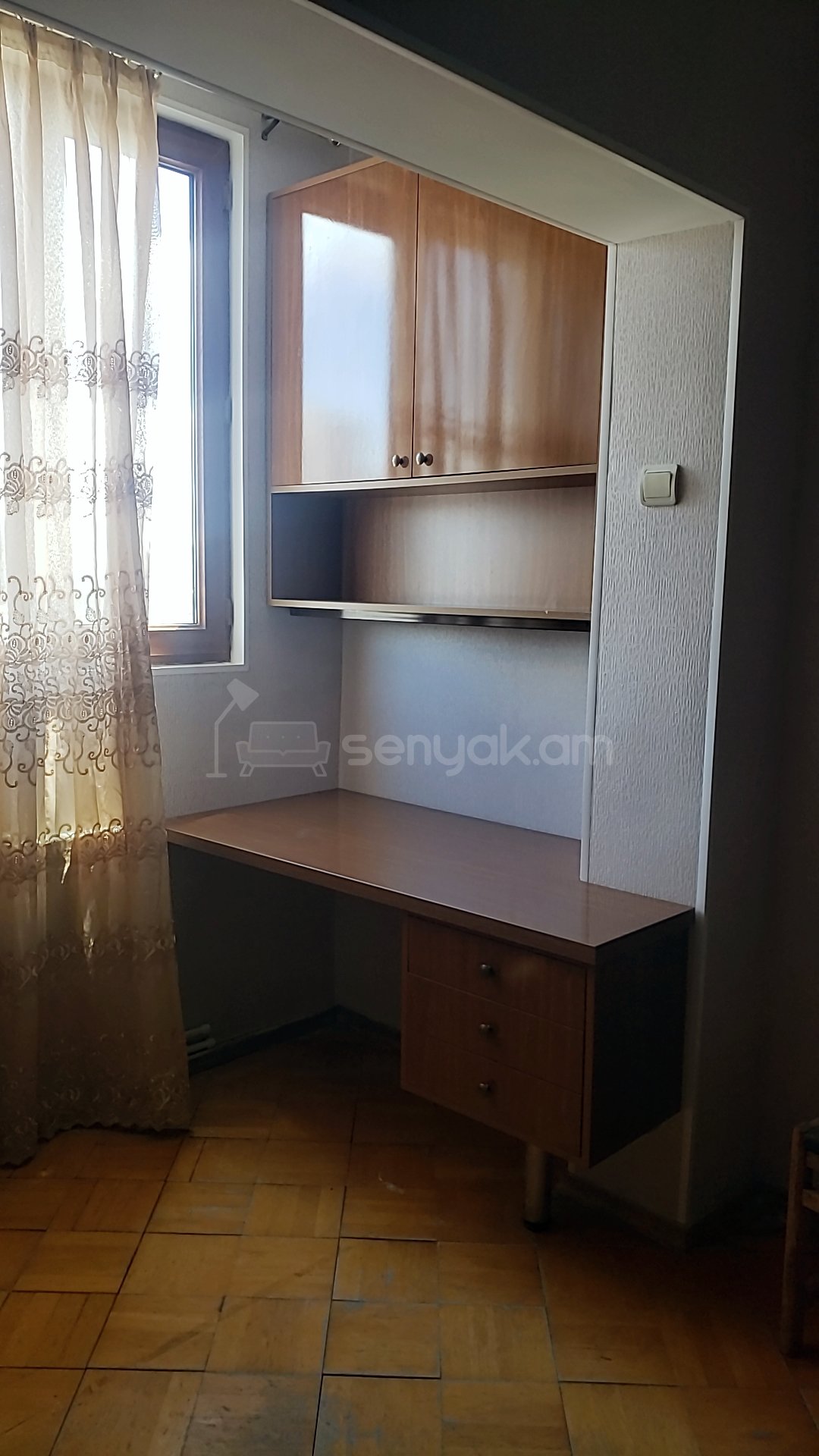 2 Սենյականոց Բնակարան Քարե Շենքում, 75քմ, 11/13 հարկ, Նորմալ Վիճակում, Մասամբ Կահավորված, Արևկող