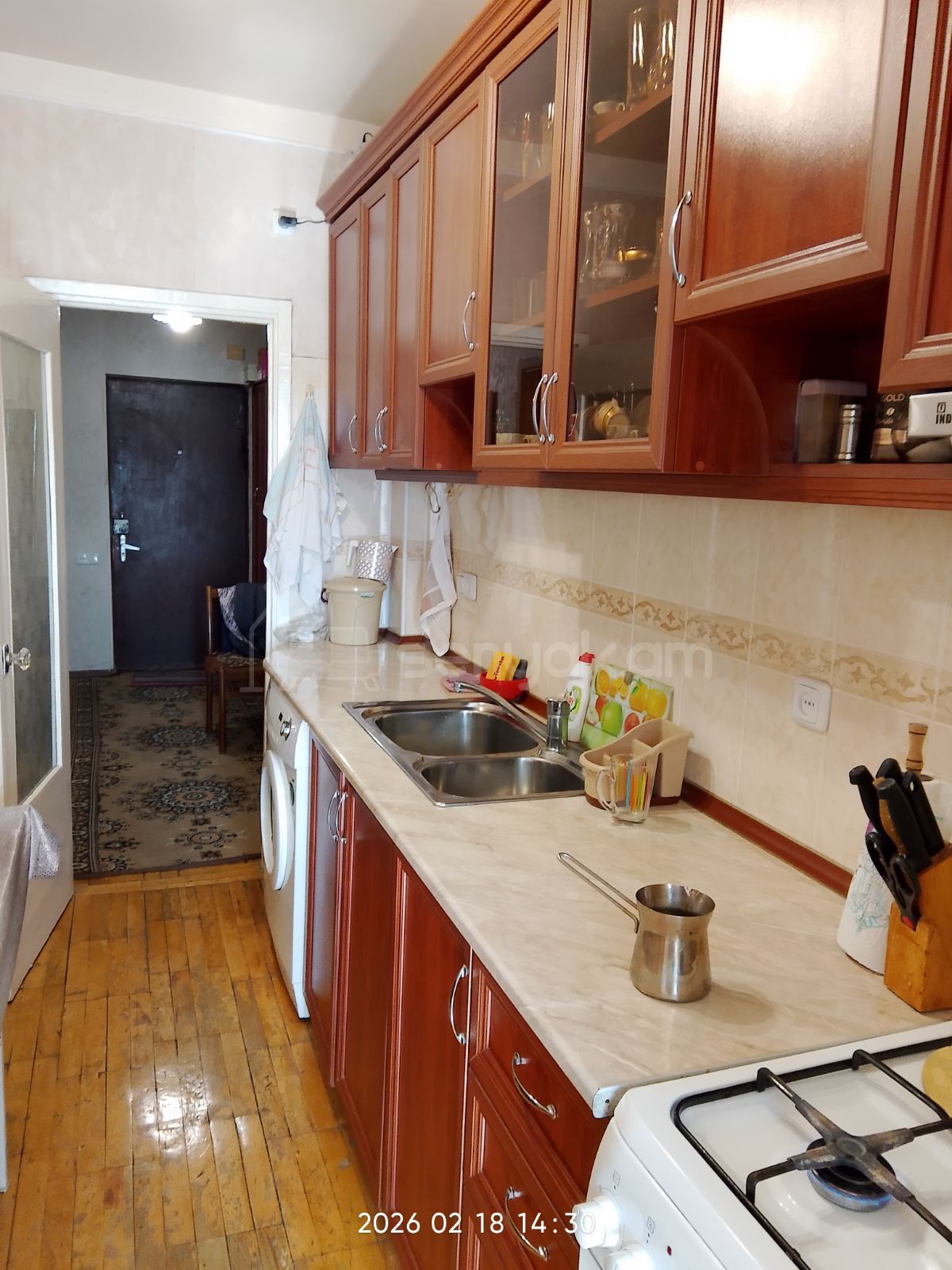 1 Սենյականոց Բնակարան, 46քմ, 3/9 հարկ, Նորմալ Վիճակում