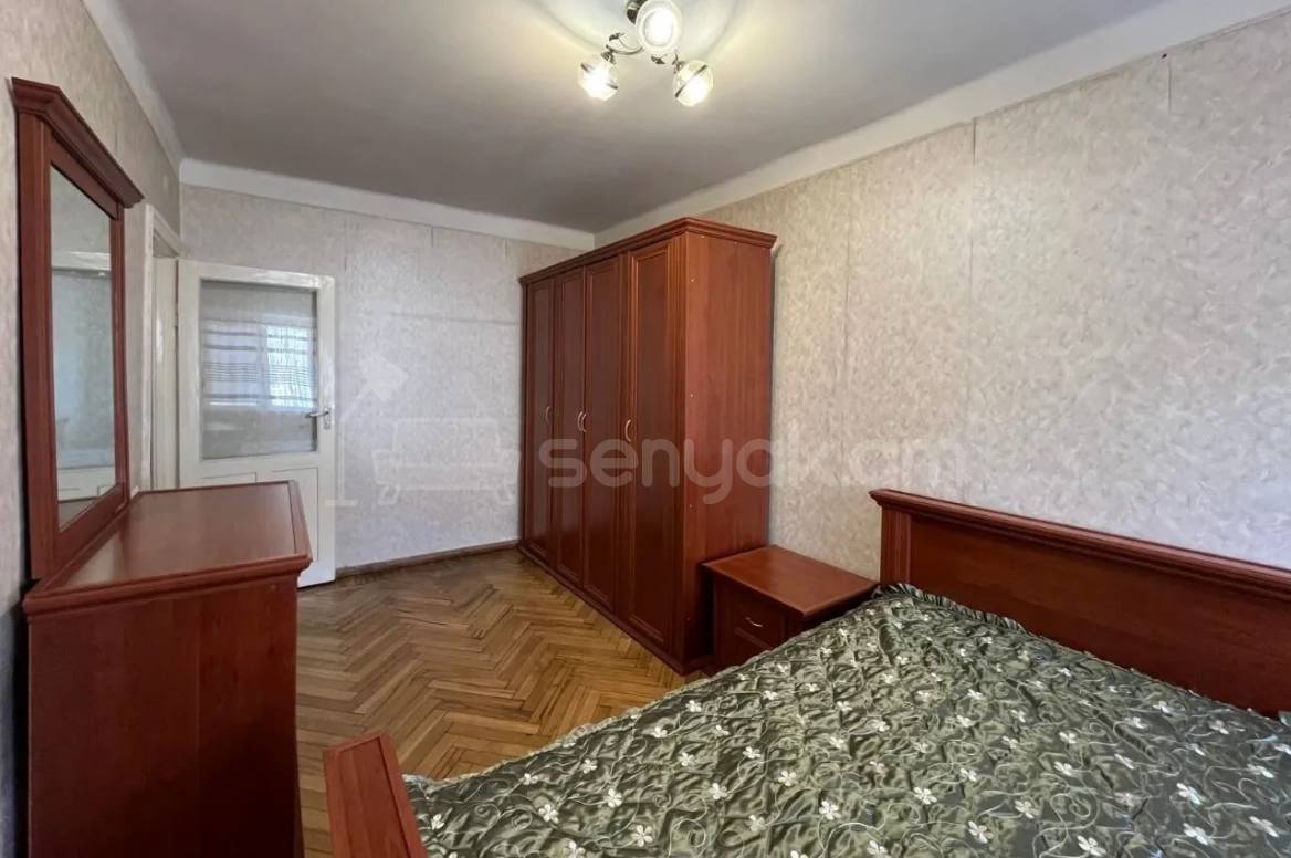 3 Սենյականոց Բնակարան Քարե Շենքում, 77քմ, 5/5 հարկ, Կապիտալ Վերանորոգված, Կահավորված