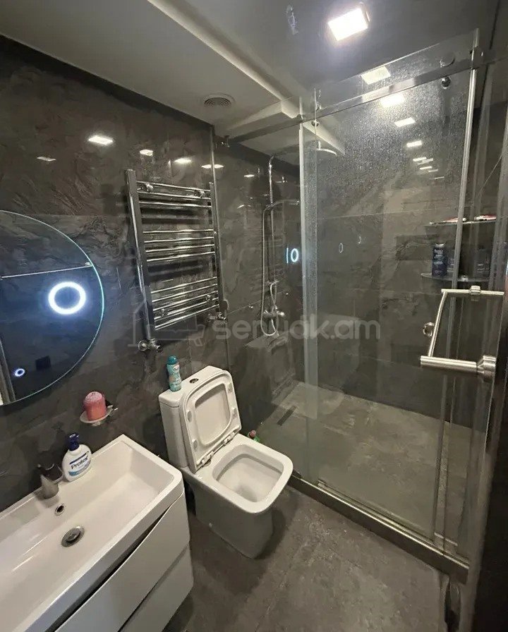 2 Սենյականոց Բնակարան Նորակառույցում, 67քմ, 15/16 հարկ, Կապիտալ Վերանորոգված