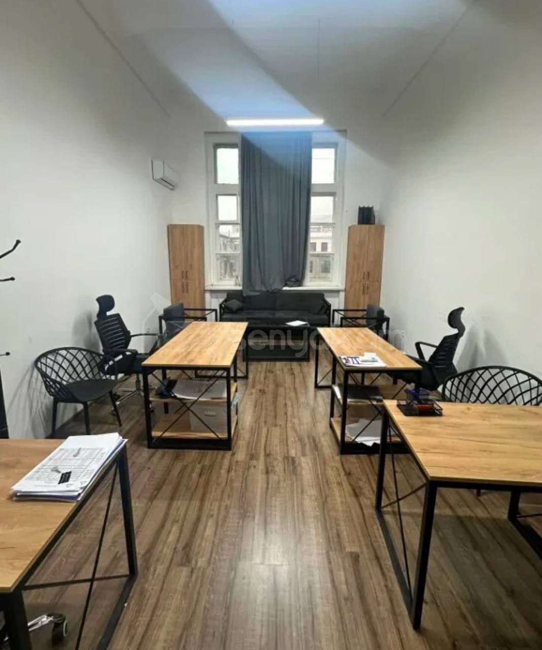 Օֆիսային Տարածք, 23քմ, Կապիտալ Վերանորոգված