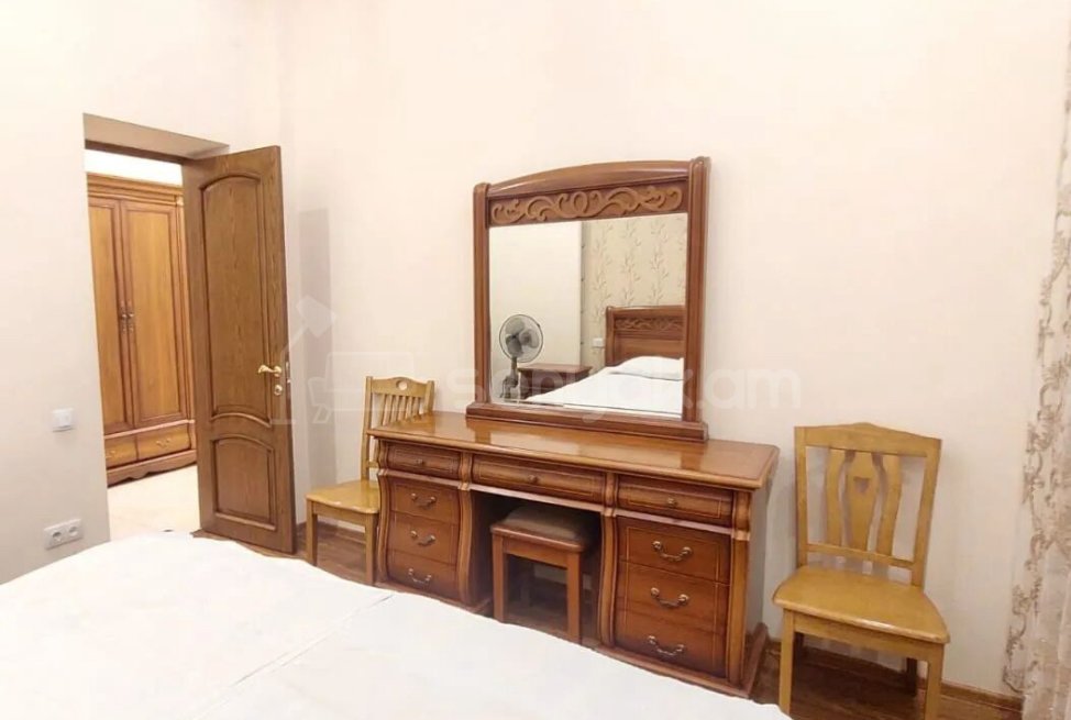 3 Սենյականոց Բնակարան Նորակառույցում, 93քմ, 15/15 հարկ, Դիզայներական Վերանորոգված, Կահավորված, Արևկող