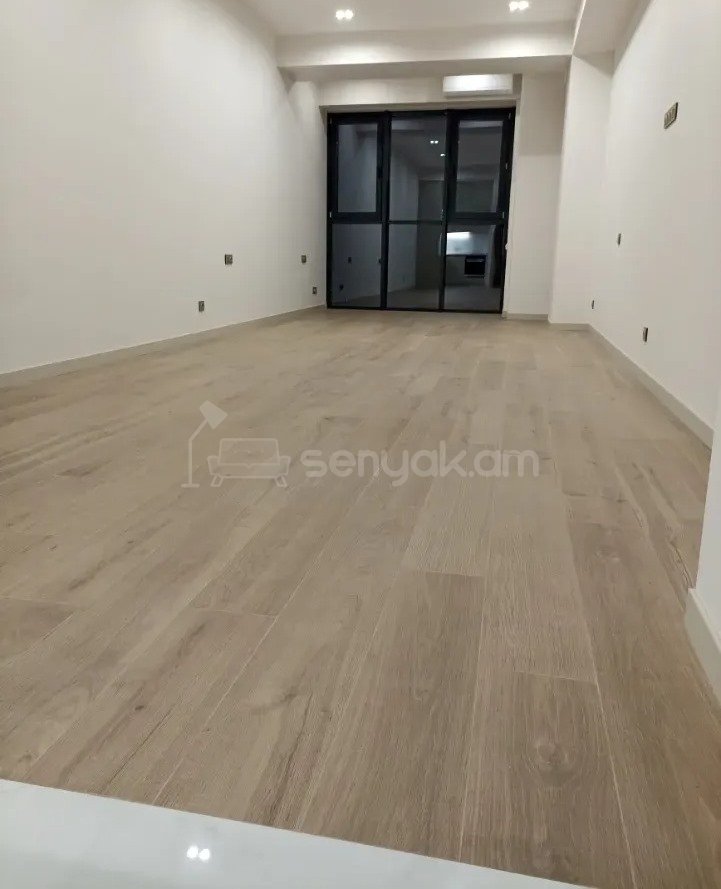 1 Սենյականոց Բնակարան Նորակառույցում, 43քմ, 10/20 հարկ, Կապիտալ Վերանորոգված