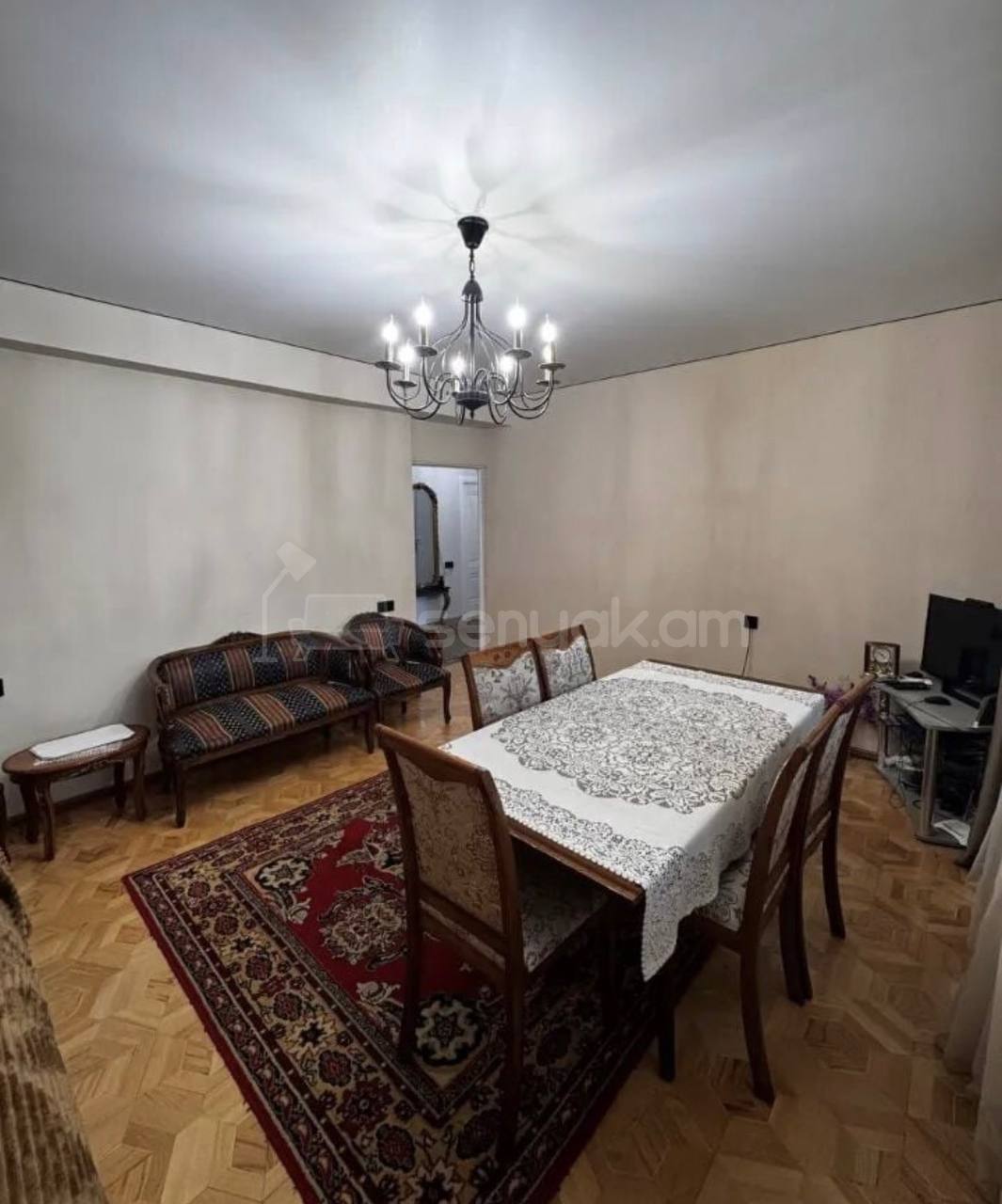 4 Սենյականոց Բնակարան, 86քմ, 5/9 հարկ, Նորմալ Վիճակում