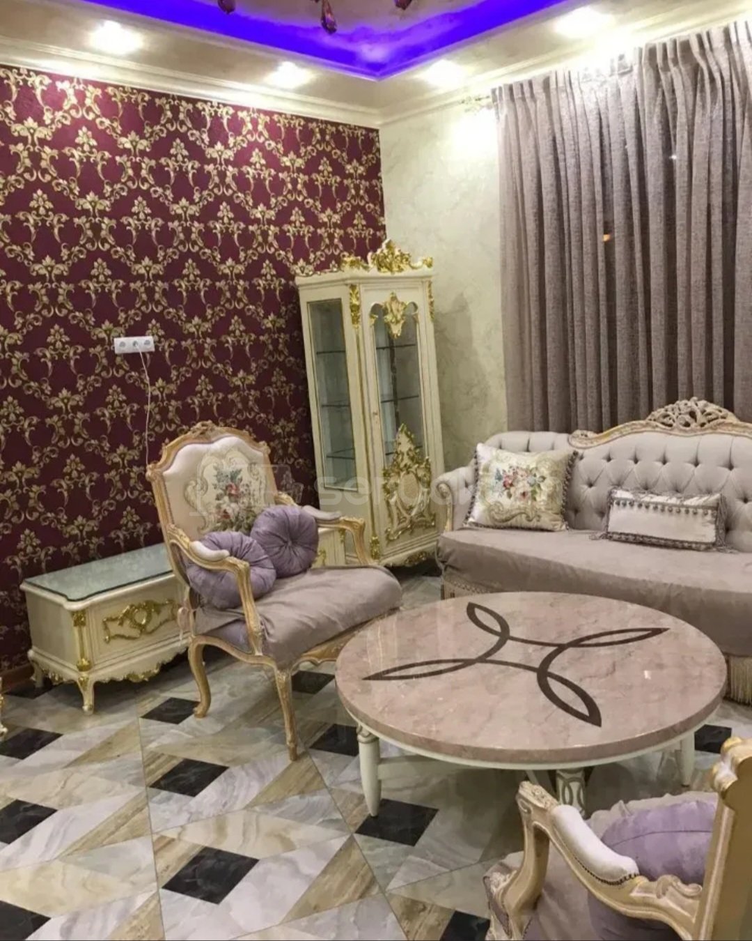 3 Սենյականոց Բնակարան Քարե Շենքում, 100քմ, 3/5 հարկ, Դիզայներական Վերանորոգված, Կահավորված, Արևկող