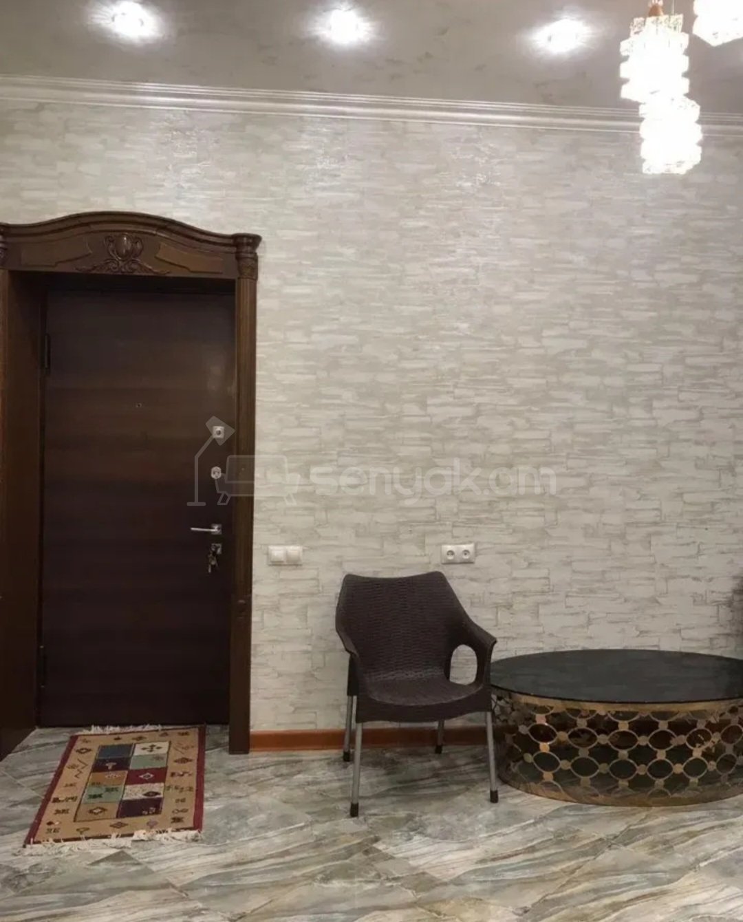 3 Սենյականոց Բնակարան Քարե Շենքում, 100քմ, 3/5 հարկ, Դիզայներական Վերանորոգված, Կահավորված, Արևկող