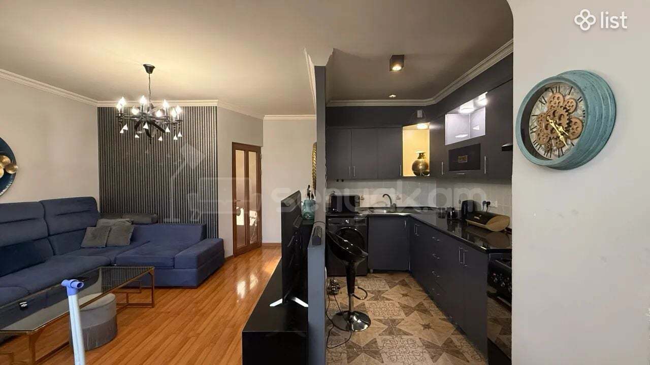 2 Սենյականոց Բնակարան Քարե Շենքում, 48քմ, 3/5 հարկ, Կապիտալ Վերանորոգված