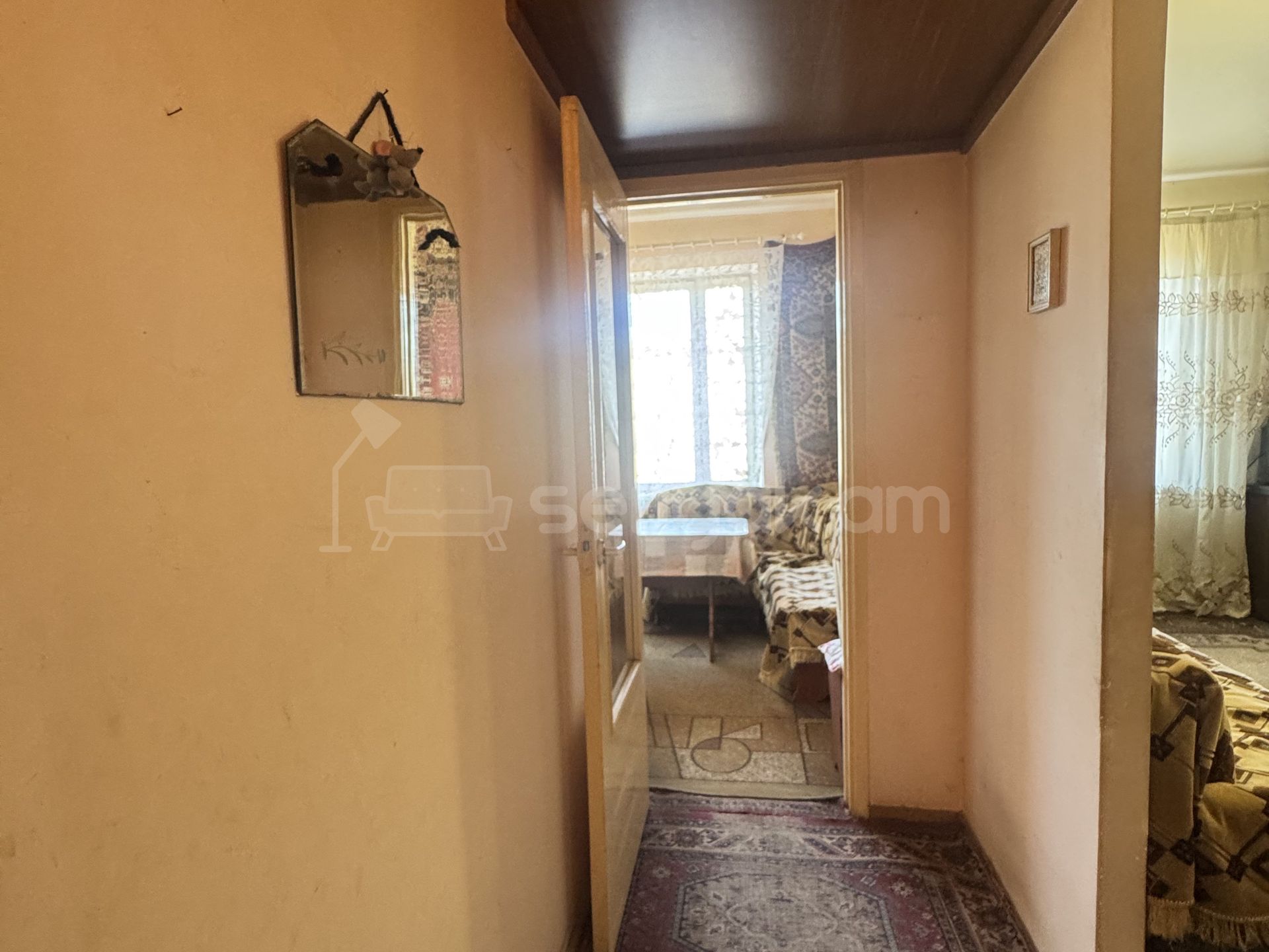 2 Սենյականոց Բնակարան Քարե Շենքում, 35քմ, 3/5 հարկ, Նորմալ Վիճակում