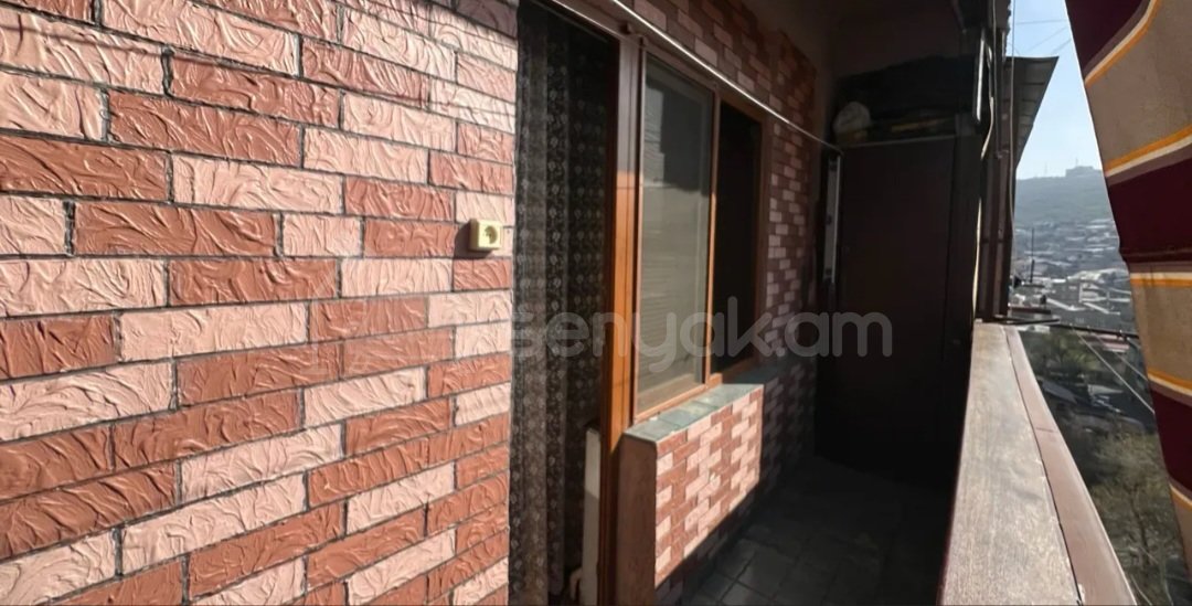 3 Սենյականոց Բնակարան, 95քմ, 10/10 հարկ, Նորմալ Վիճակում