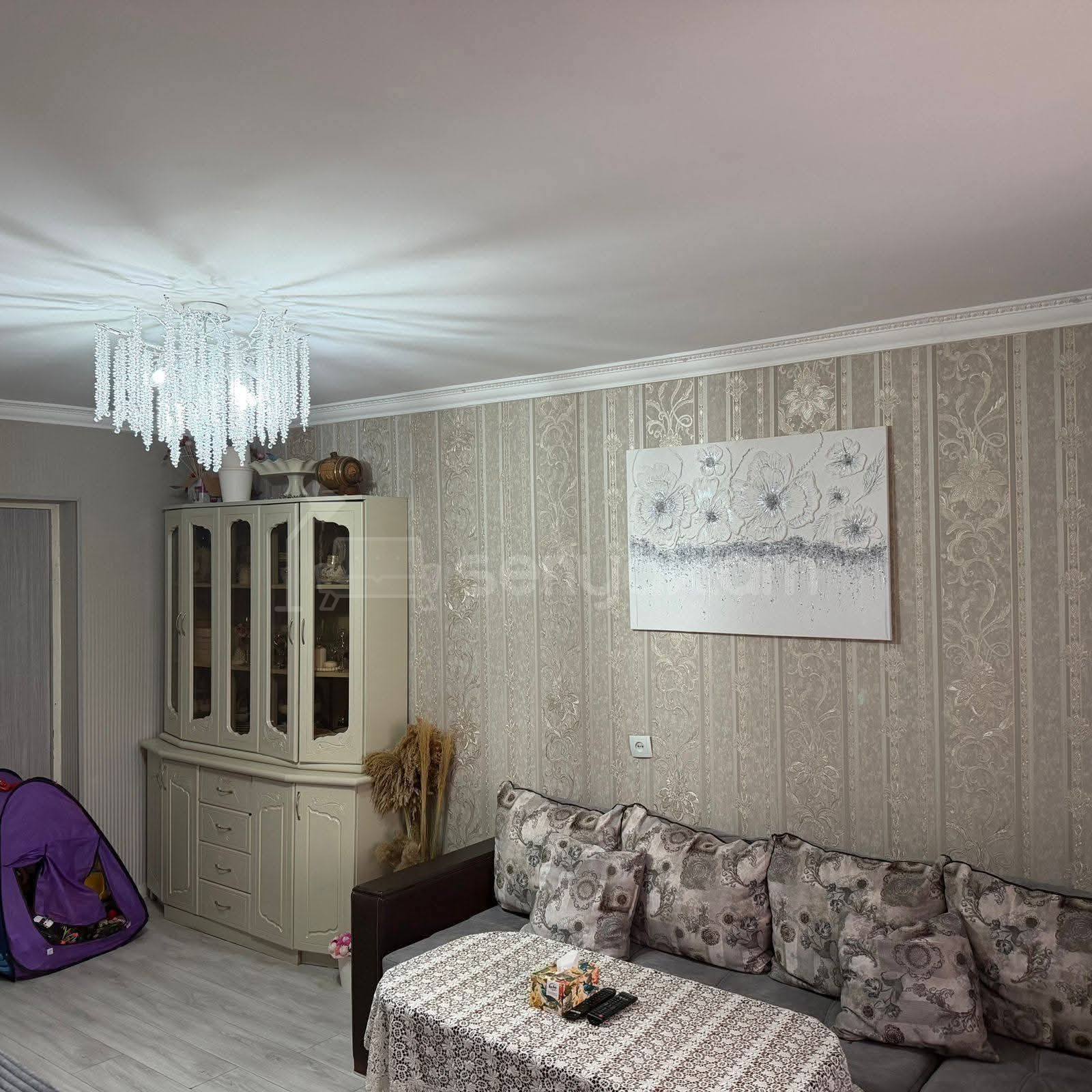 2 Սենյականոց Բնակարան Քարե Շենքում, 45քմ, 2/2 հարկ, Կապիտալ Վերանորոգված