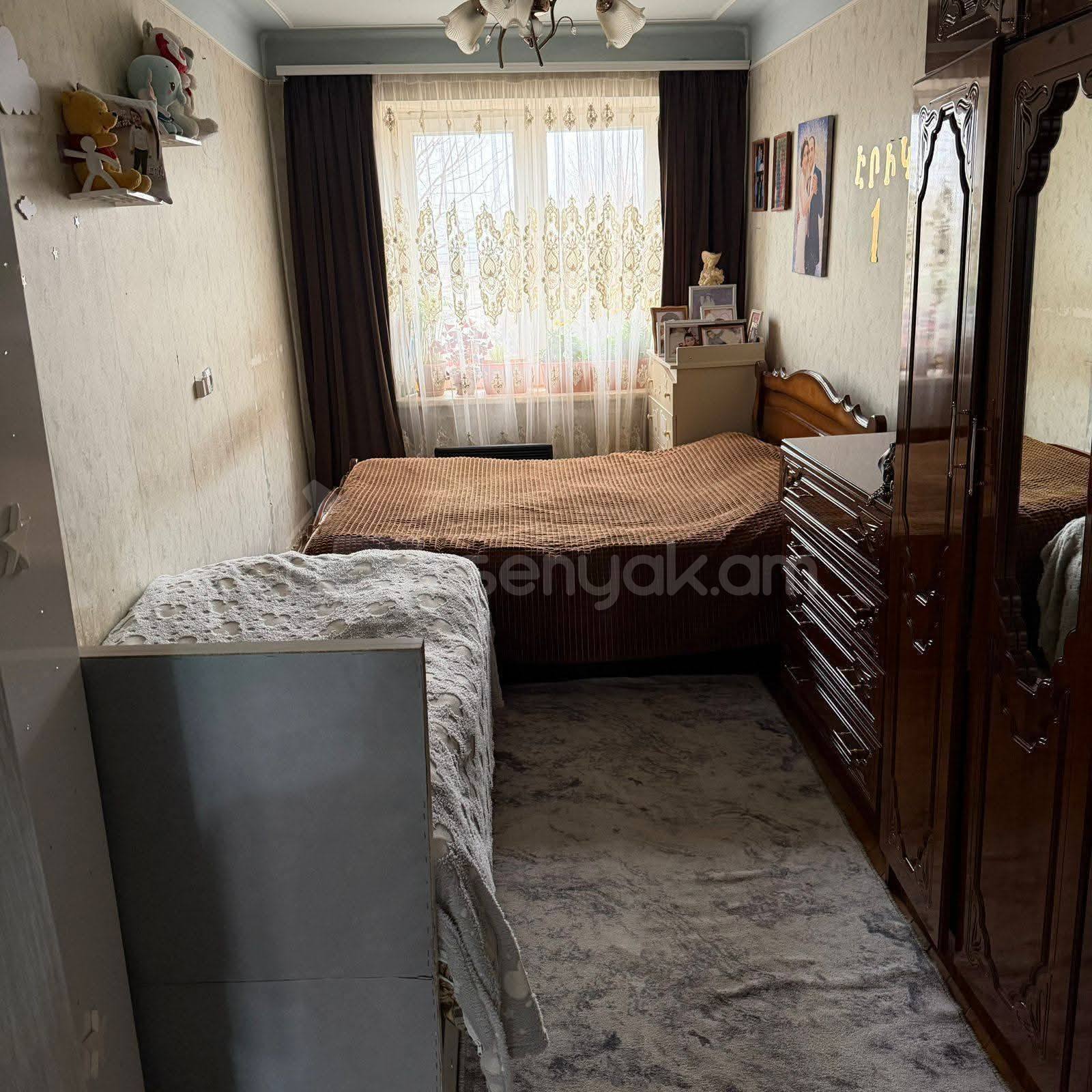 2 Սենյականոց Բնակարան Քարե Շենքում, 45քմ, 2/2 հարկ, Կապիտալ Վերանորոգված