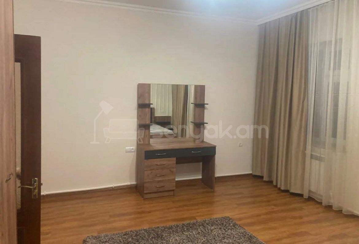 5 Սենյականոց Սեփական Տուն, 250քմ, Կապիտալ Վերանորոգված, Ավտոտնակով