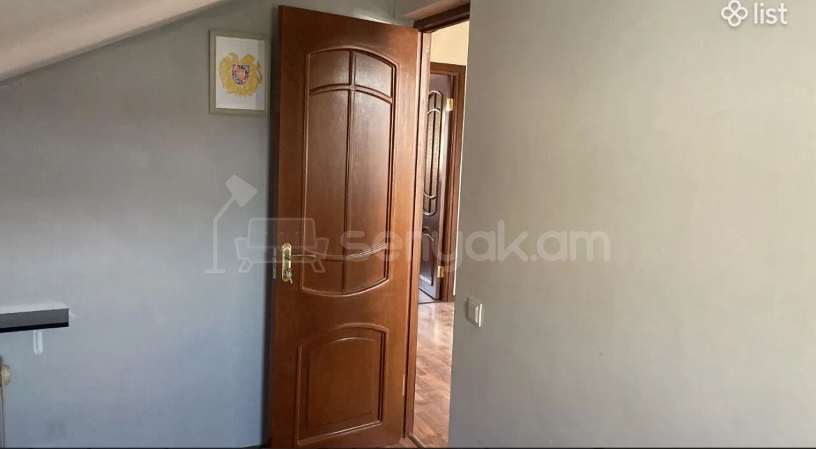 5 Սենյականոց Սեփական Տուն, 250քմ, Կապիտալ Վերանորոգված, Ավտոտնակով