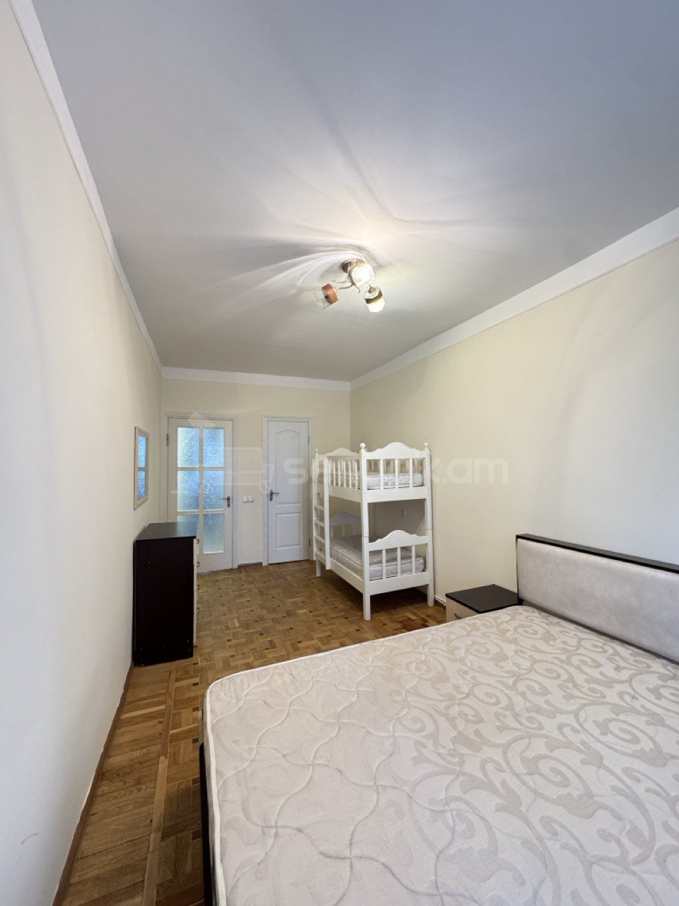 2 Սենյականոց Բնակարան Քարե Շենքում, 78քմ, 4/5 հարկ, Կապիտալ Վերանորոգված, Կահավորված, Արևկող