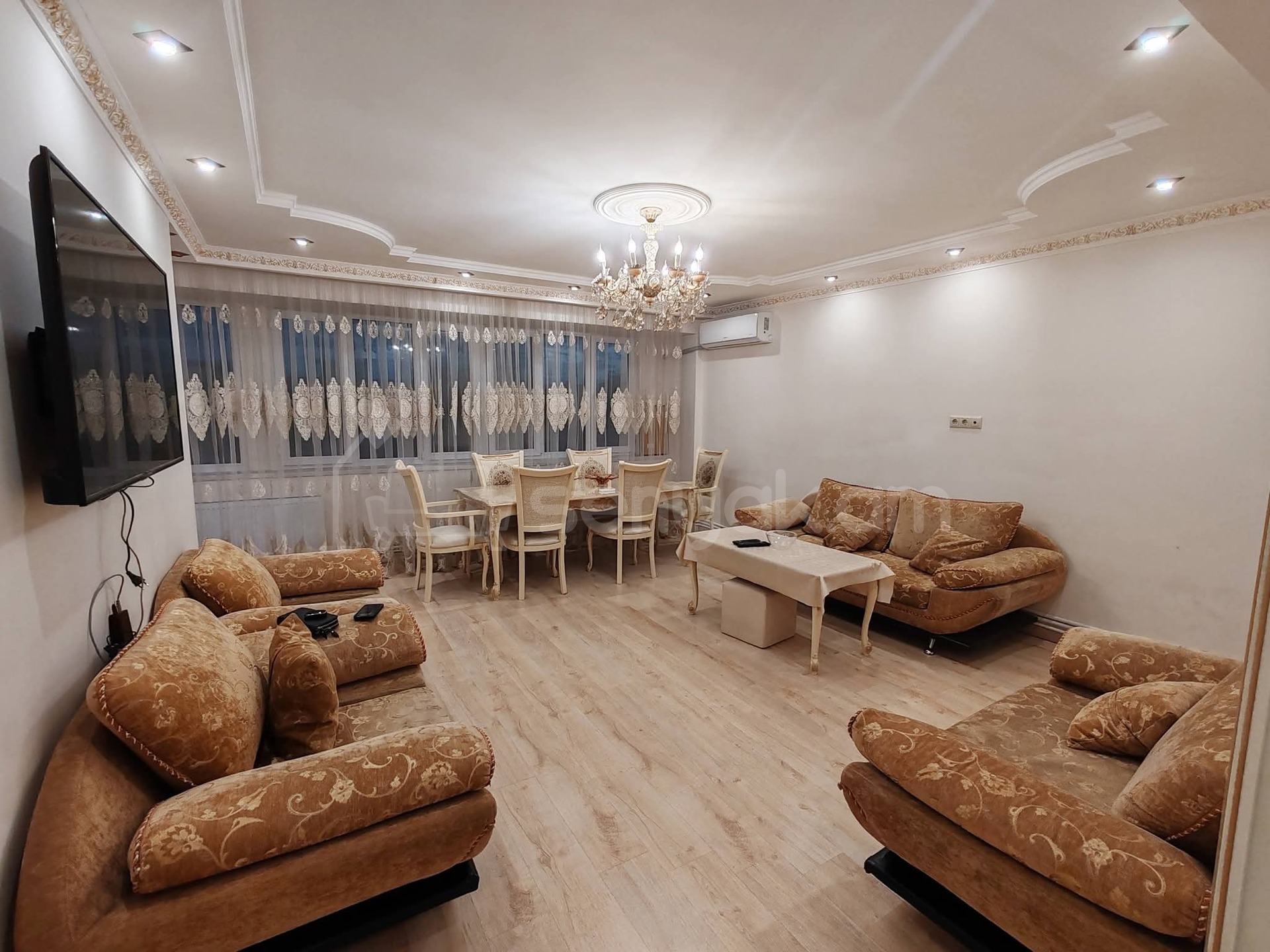 3 Սենյականոց Բնակարան, 80քմ, 8/9 հարկ, Դիզայներական Վերանորոգված, Կահավորված