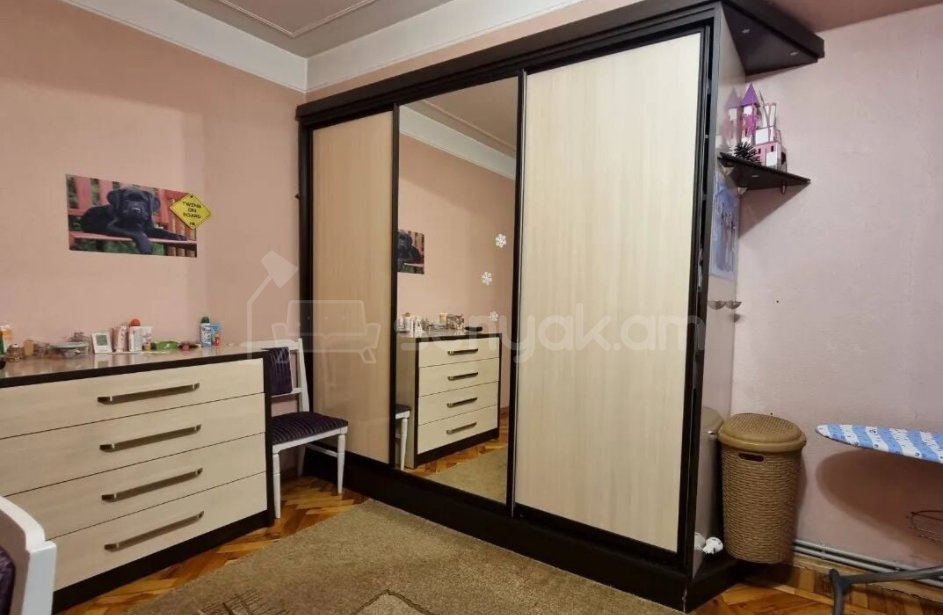 4 Սենյականոց Բնակարան, 96քմ, 8/9 հարկ, Կապիտալ Վերանորոգված