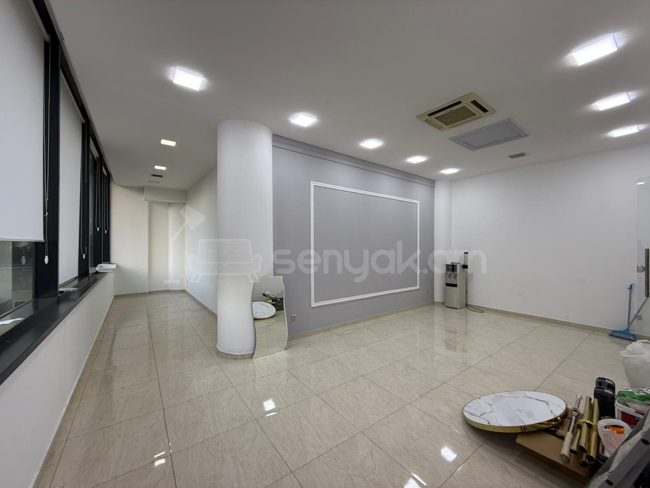 Նորակառույց Առևտրի Տարածք, 35քմ