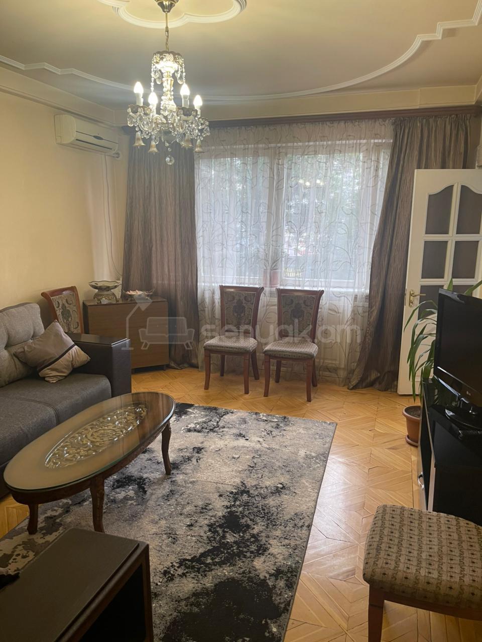 1 Սենյականոց Բնակարան, 45քմ, 2/9 հարկ, Նորմալ Վիճակում, Կահավորված, Արևկող