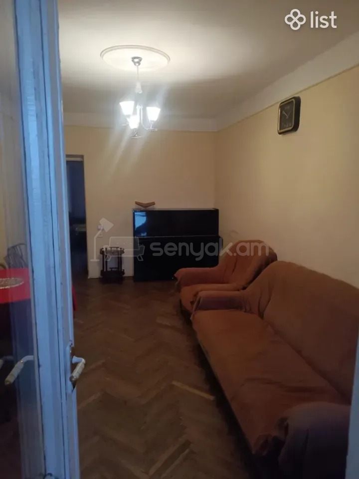 2 Սենյականոց Բնակարան Քարե Շենքում, 50քմ, 3/5 հարկ, Նորմալ Վիճակում, Կահավորված