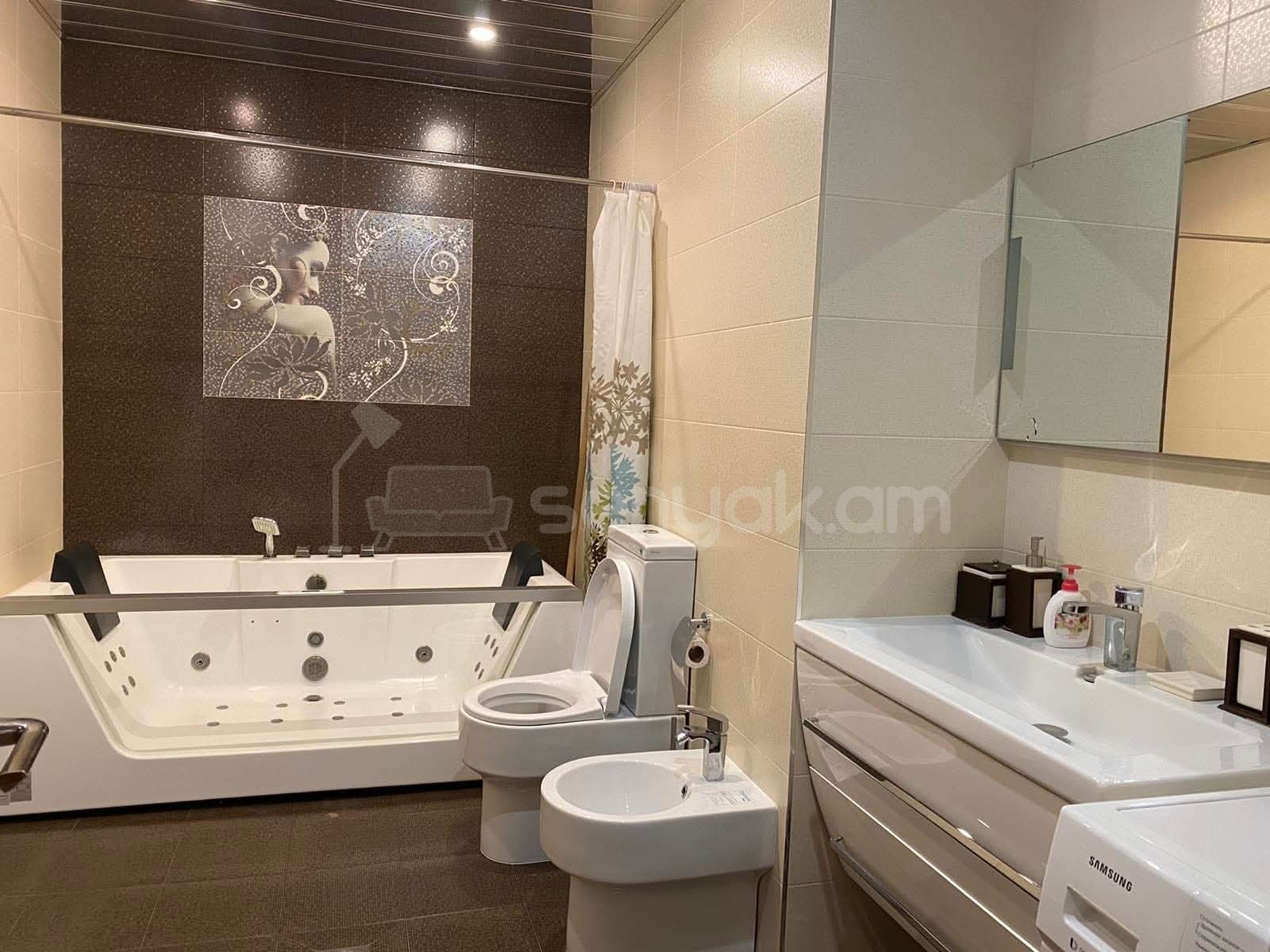 3 Սենյականոց Բնակարան Նորակառույցում, 80քմ, 7/12 հարկ, Դիզայներական Վերանորոգված