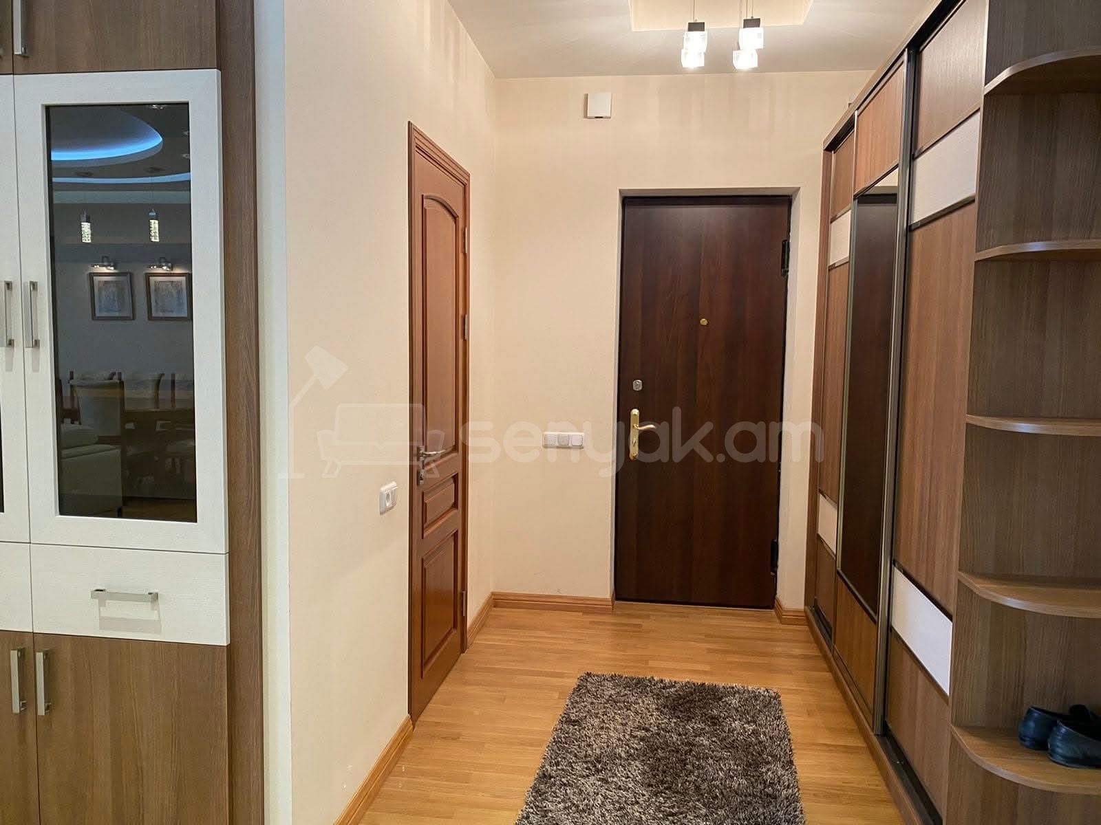 3 Սենյականոց Բնակարան Նորակառույցում, 80քմ, 7/12 հարկ, Դիզայներական Վերանորոգված