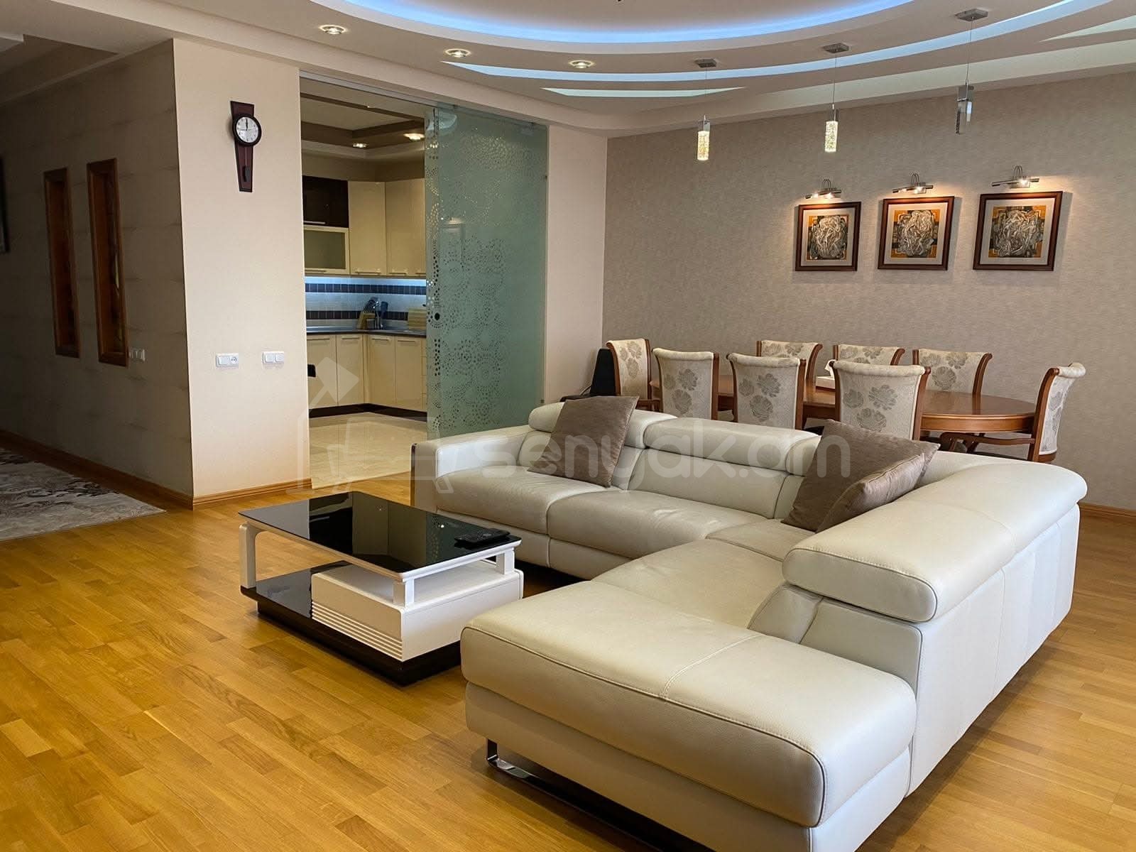 3 Սենյականոց Բնակարան Նորակառույցում, 80քմ, 7/12 հարկ, Դիզայներական Վերանորոգված