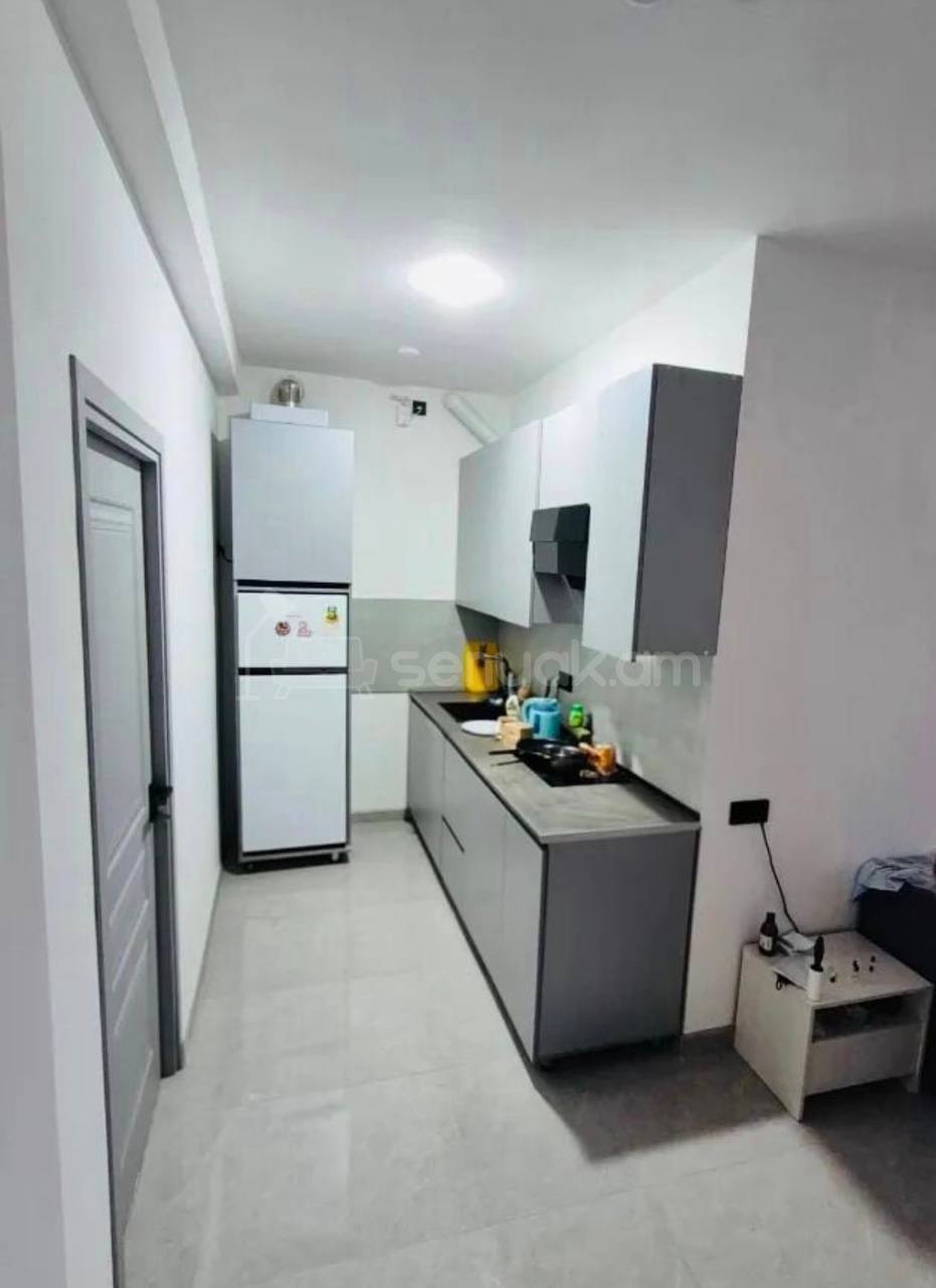 2 Սենյականոց Բնակարան Նորակառույց Քարե Շենքում, 60քմ, 2/3 հարկ, Կապիտալ Վերանորոգված, Կահավորված, Արևկող