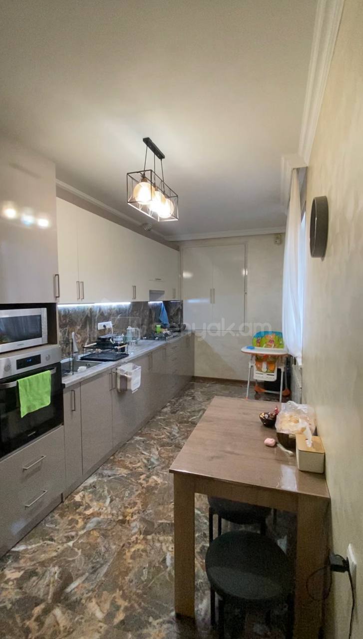 6 Սենյականոց Սեփական Տուն, 305քմ, Կապիտալ Վերանորոգված