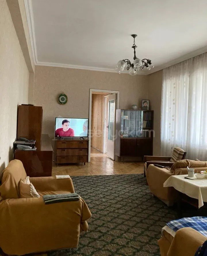 4 Սենյականոց Բնակարան, 76քմ, 7/9 հարկ, Կոսմետիկ Վերանորոգված