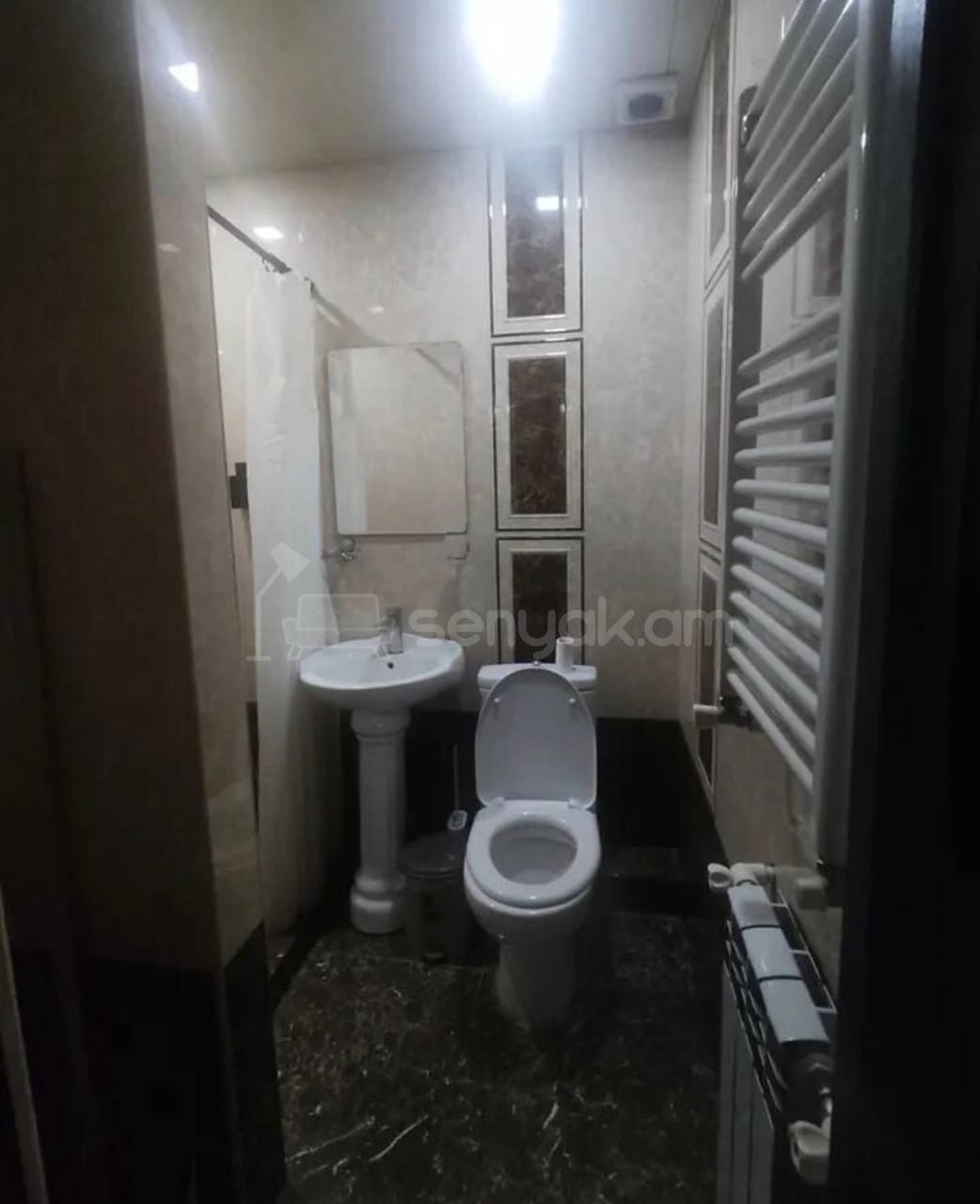 1 Սենյականոց Բնակարան Քարե Շենքում, 45քմ, 4/4 հարկ, Կապիտալ Վերանորոգված, Կահավորված, Արևկող