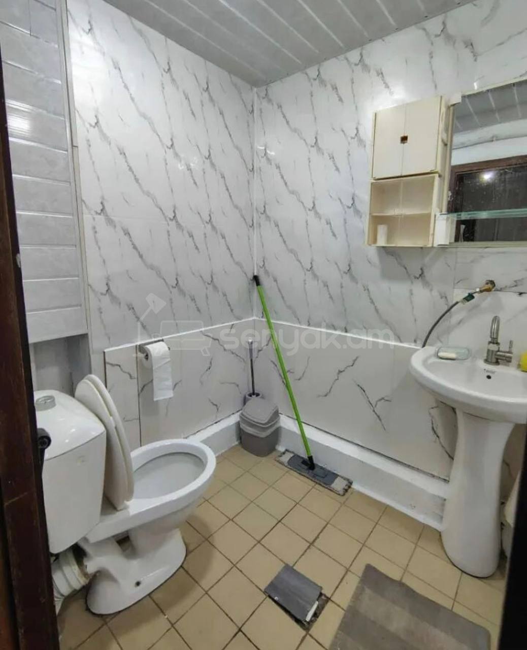 3 Սենյականոց Բնակարան, 90քմ, 6/9 հարկ, Նորմալ Վիճակում, Կահավորված, Արևկող