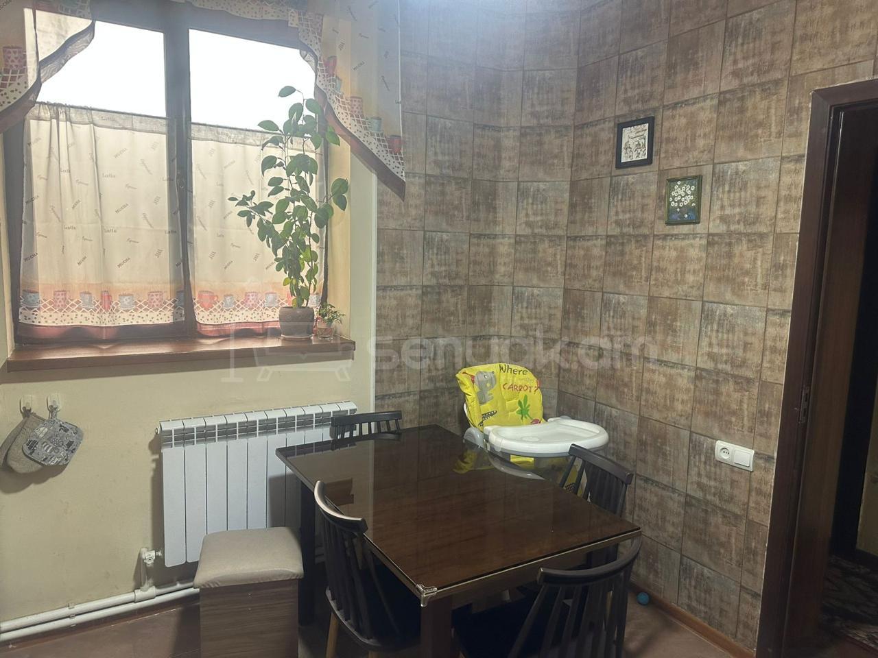 5 Սենյականոց Սեփական Տուն, 117քմ, Նորմալ Վիճակում