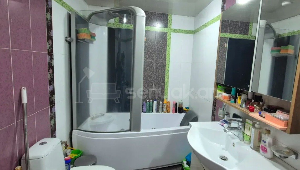 3 Սենյականոց Բնակարան, 86քմ, 8/14 հարկ, Կապիտալ Վերանորոգված