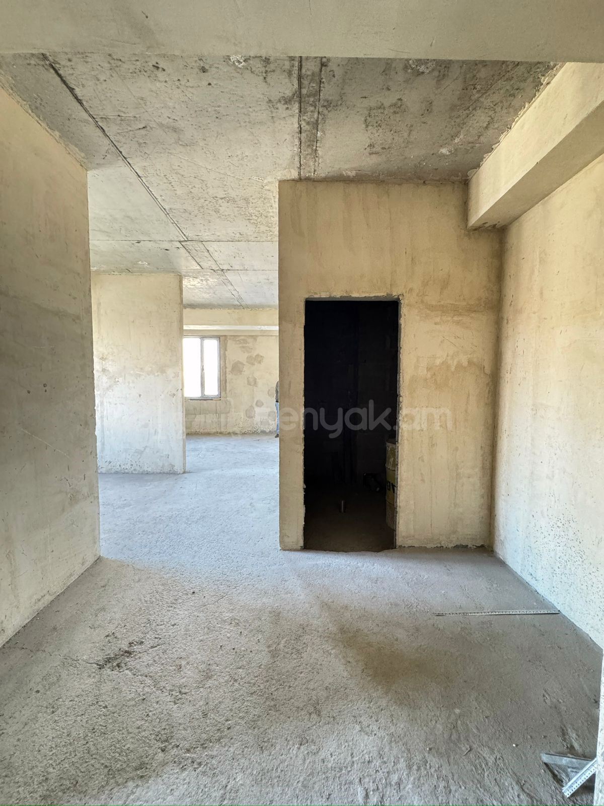 3 Սենյականոց Բնակարան Նորակառույցում, 85քմ, 4/6 հարկ, Զրոյական Վիճակում