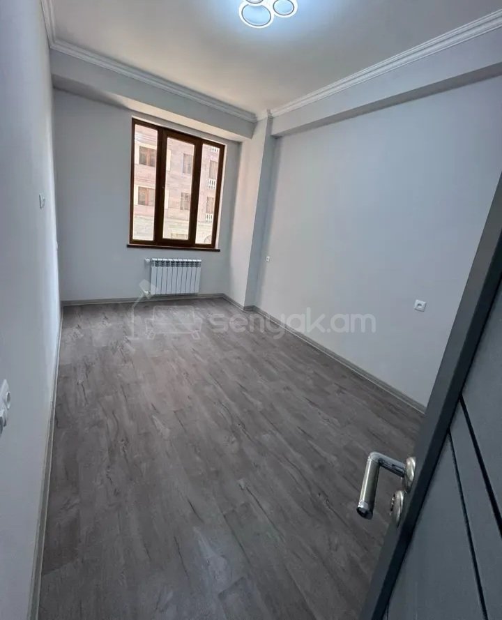 2 Սենյականոց Բնակարան Նորակառույցում, 48քմ, 2/8 հարկ, Կապիտալ Վերանորոգված, Մասամբ Կահավորված, Արևկող