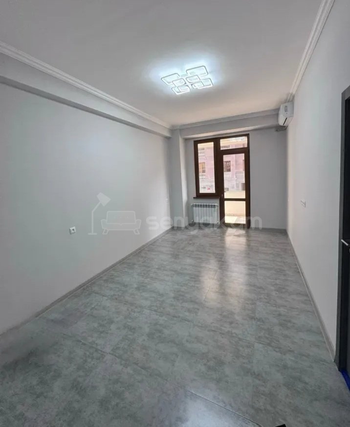 2 Սենյականոց Բնակարան Նորակառույցում, 48քմ, 2/8 հարկ, Կապիտալ Վերանորոգված, Մասամբ Կահավորված, Արևկող