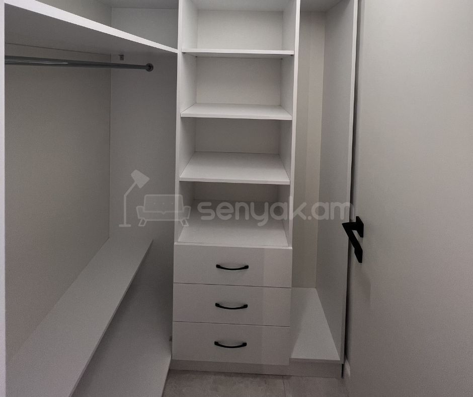 2 Սենյականոց Բնակարան Քարե Շենքում, 50քմ, 4/4 հարկ, Կապիտալ Վերանորոգված