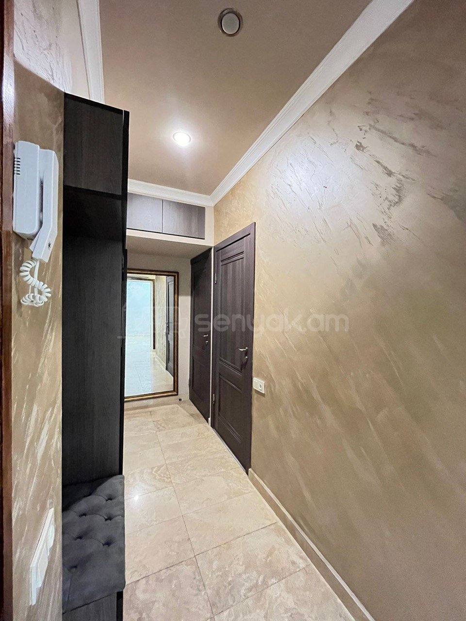 3 Սենյականոց Բնակարան Քարե Շենքում, 80քմ, 4/5 հարկ, Կապիտալ Վերանորոգված, Կահավորված, Արևկող