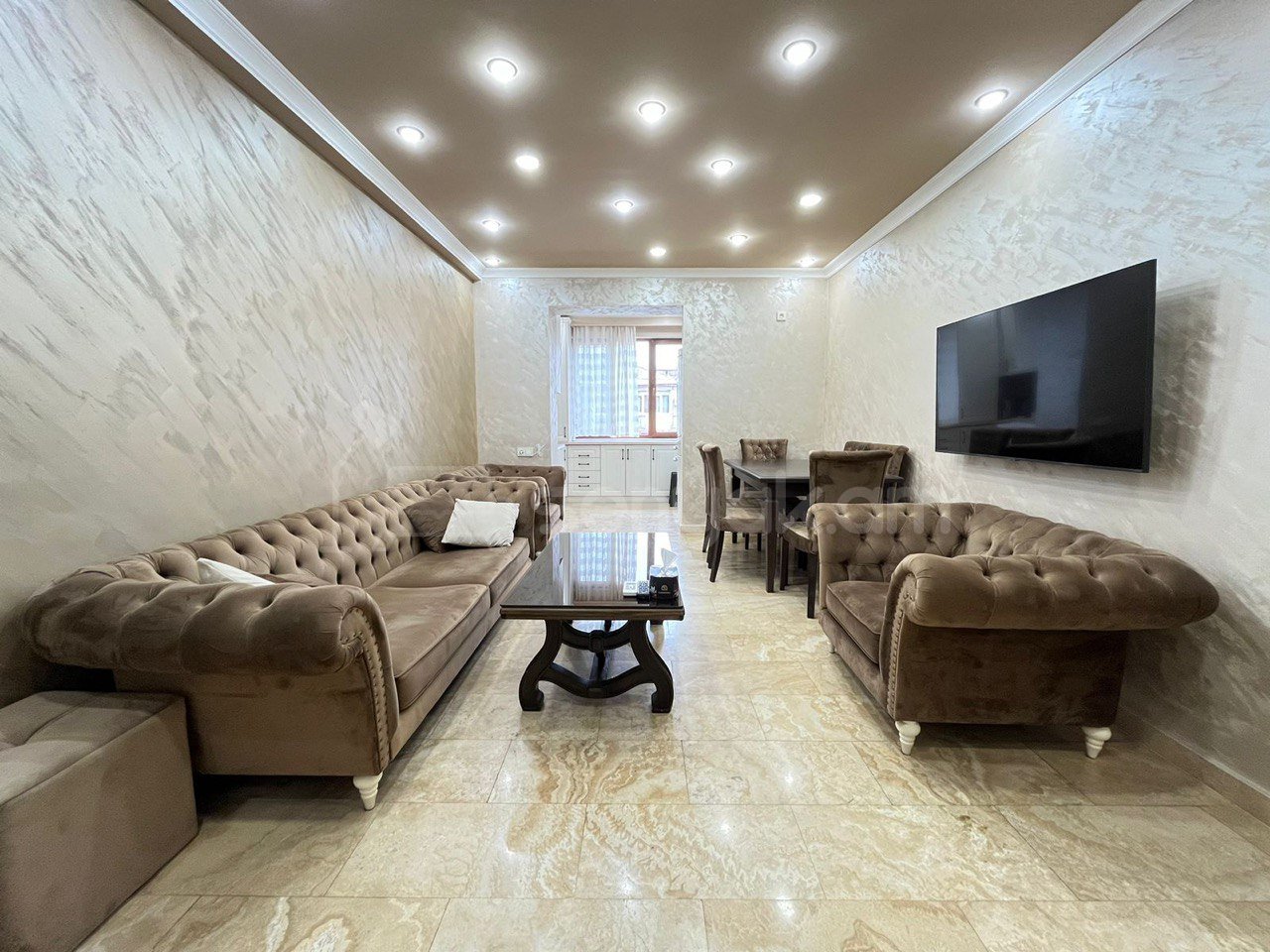 3 Սենյականոց Բնակարան Քարե Շենքում, 80քմ, 4/5 հարկ, Կապիտալ Վերանորոգված, Կահավորված, Արևկող