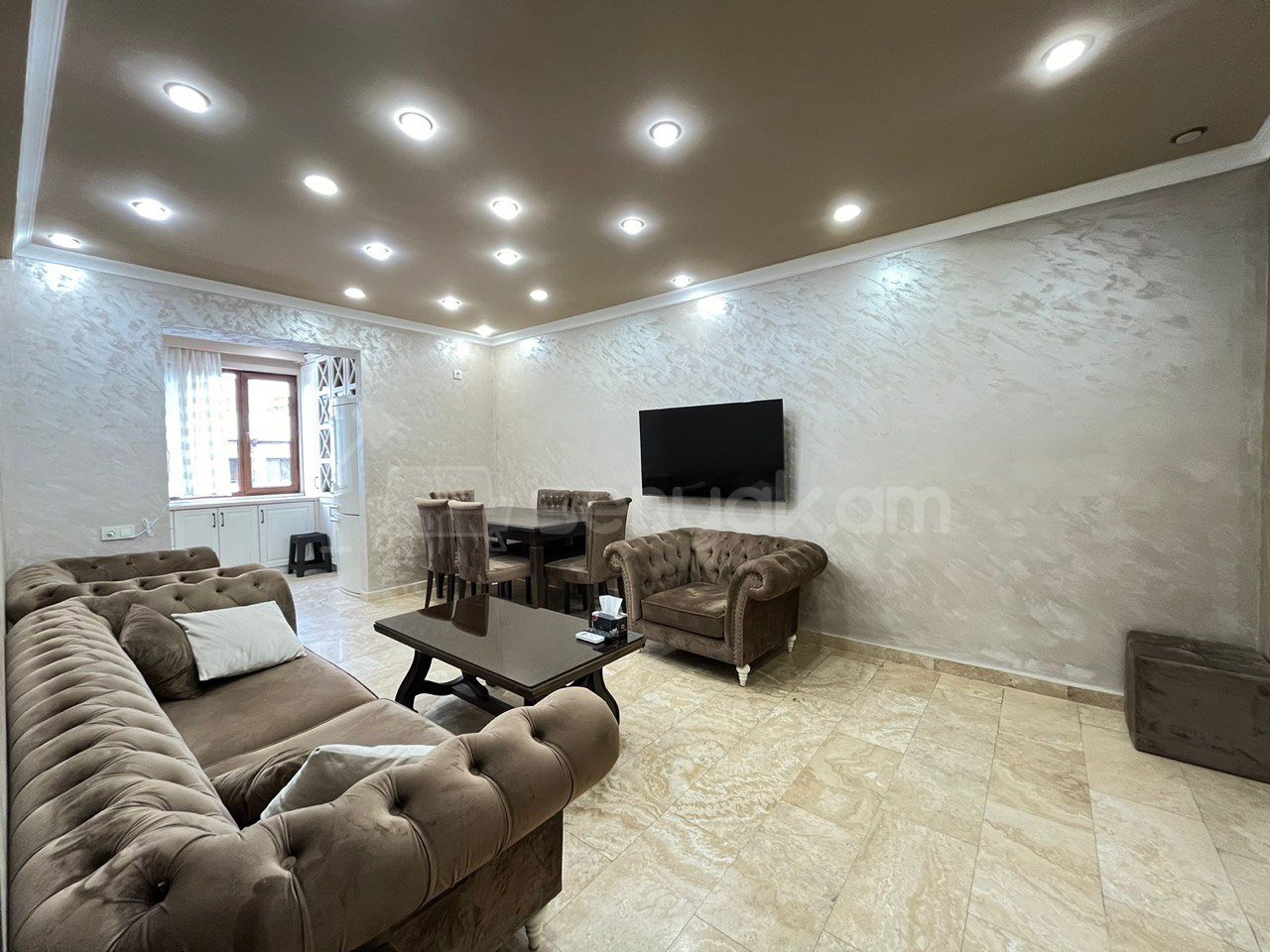 3 Սենյականոց Բնակարան Քարե Շենքում, 80քմ, 4/5 հարկ, Կապիտալ Վերանորոգված, Կահավորված, Արևկող