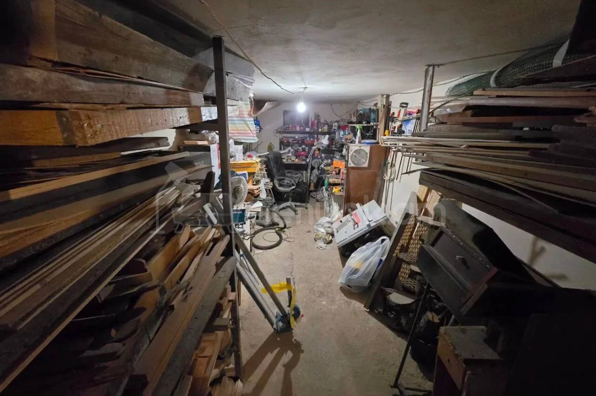 4 Սենյականոց Բնակարան Քարե Շենքում, 91քմ, 1/4 հարկ, Կապիտալ Վերանորոգված