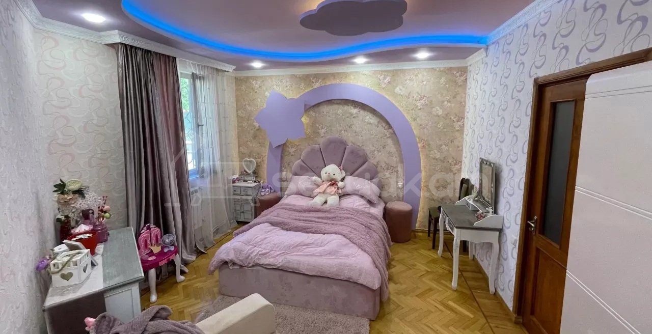 4 Սենյականոց Սեփական Տուն, 200քմ, Կապիտալ Վերանորոգված