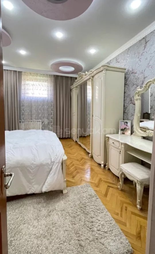 4 Սենյականոց Սեփական Տուն, 200քմ, Կապիտալ Վերանորոգված