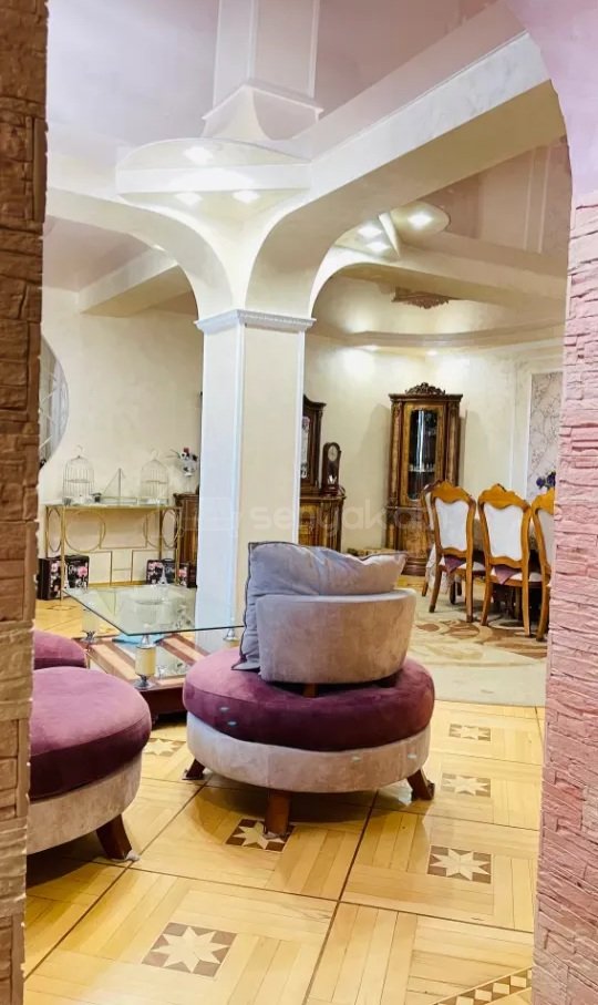 4 Սենյականոց Սեփական Տուն, 200քմ, Կապիտալ Վերանորոգված