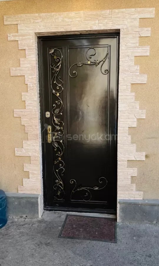 4 Սենյականոց Սեփական Տուն, 200քմ, Կապիտալ Վերանորոգված