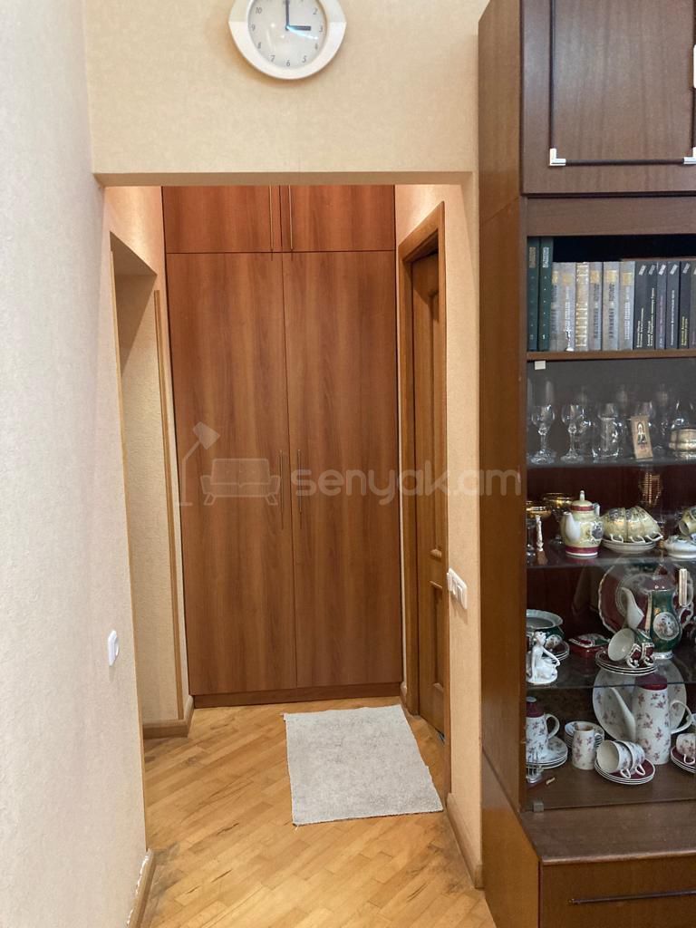 3 Սենյականոց Բնակարան Քարե Շենքում, 75քմ, 1/5 հարկ, Կապիտալ Վերանորոգված, Կահավորված, Արևկող