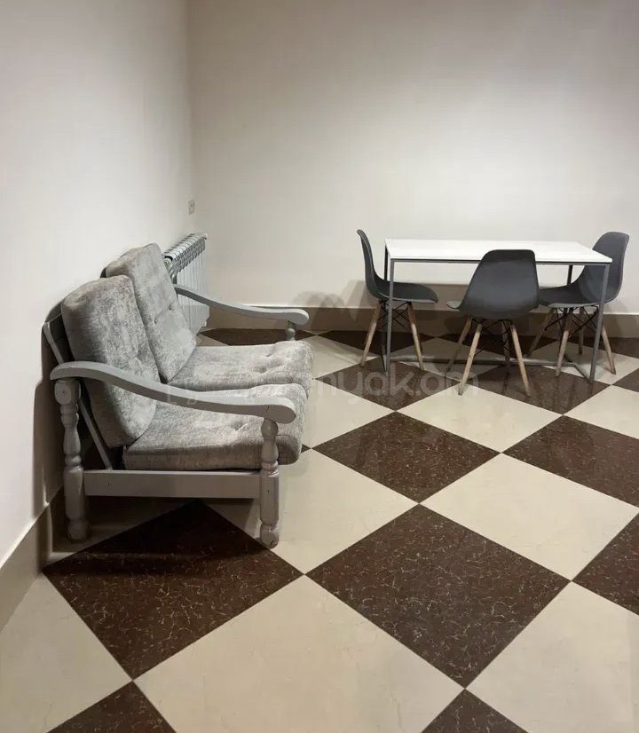 3 Սենյականոց Բնակարան, 78քմ, 3/9 հարկ, Կապիտալ Վերանորոգված, Կահավորված